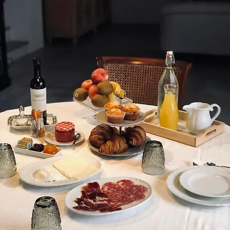Guest house Canilleros Requena
