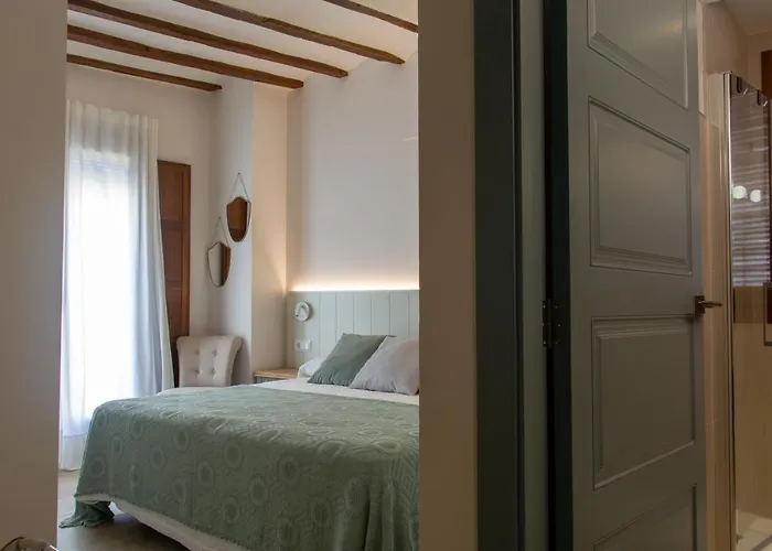 Πανσιόν Canilleros Requena